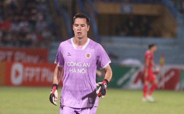 Tiền đạo ĐTQG Congo cập bến V-League; Filip Nguyễn khoác áo ĐT Việt Nam trong tháng 10? - Bóng Đá
