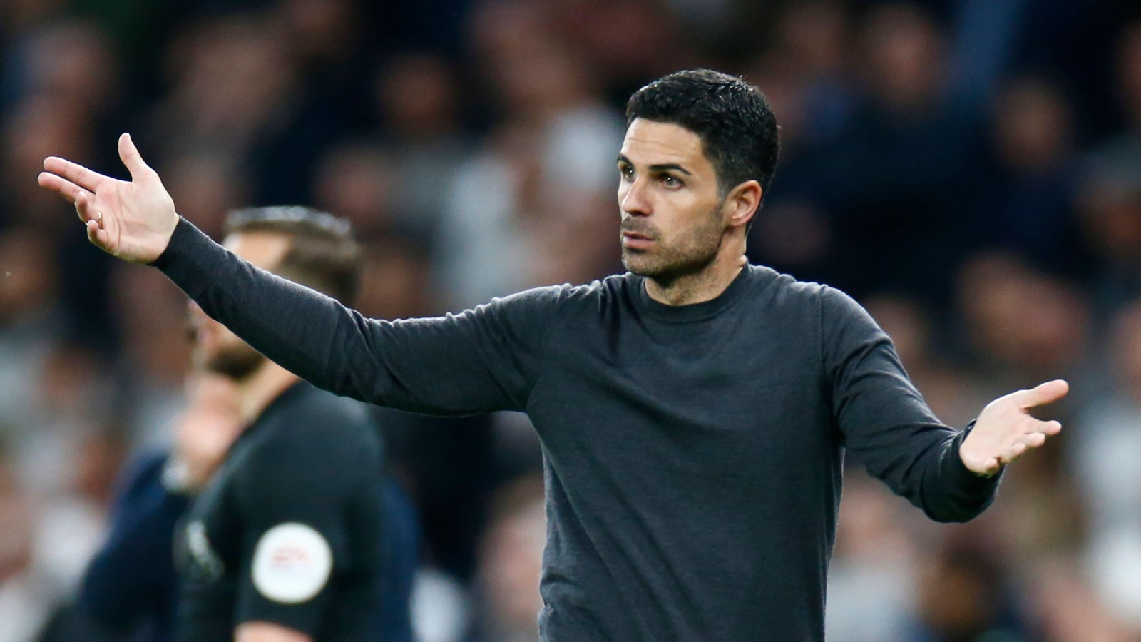 Gary Lineker posts instant reaction as James Tarkowski puts Everton ahead vs Arsenal - Bóng Đá