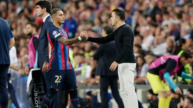 Gây thất vọng, sao Brazil sắp bị Xavi 