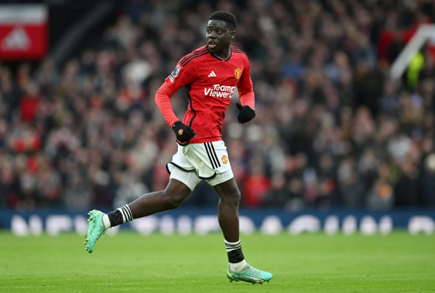 Paul Merson has given his verdict on the performance of Manchester United winger Omari Forson  - Bóng Đá