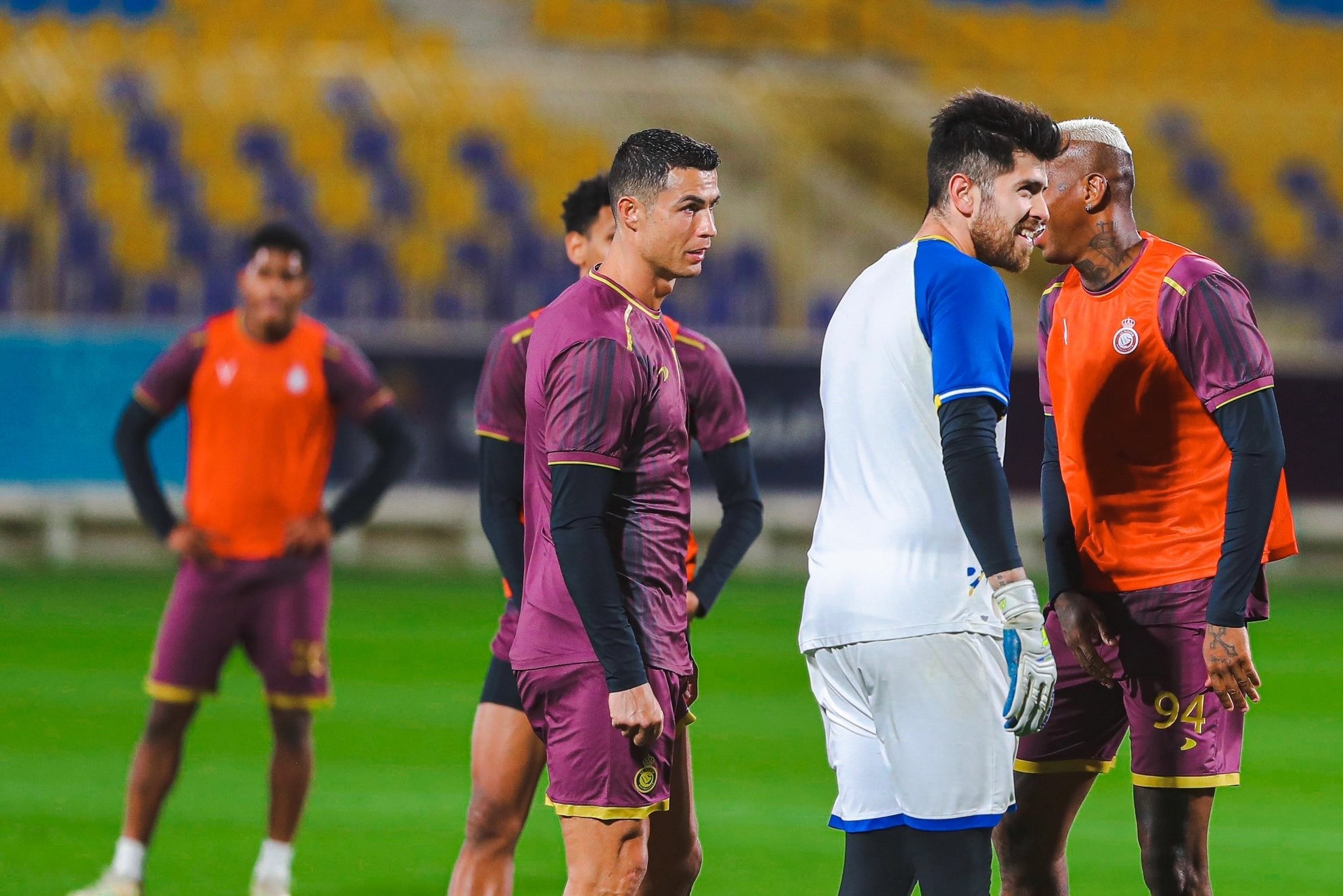 Ronaldo nhận vinh dự đặc biệt khi trở về CLB - Bóng Đá