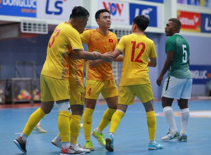 Tuyển Futsal Việt Nam hội quân, chuẩn bị tái đấu tuyển Nga - Bóng Đá