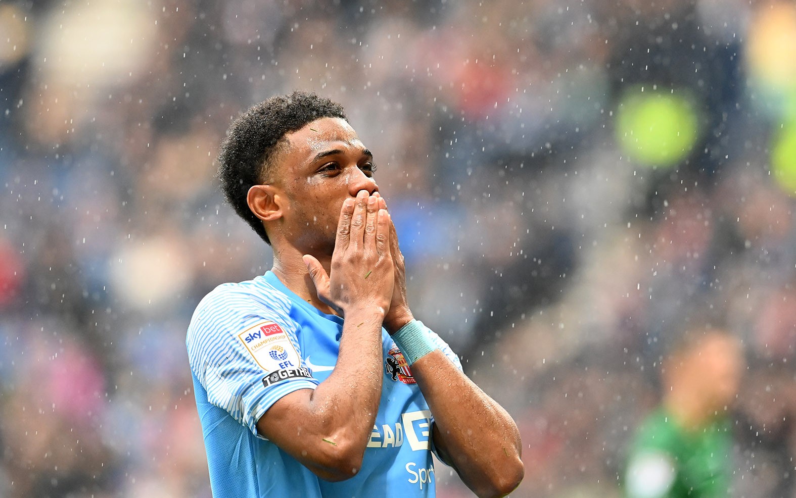 Amad Diallo lại ghi bàn giúp đội nhà có cơ hội lên hạng Premier League - Bóng Đá