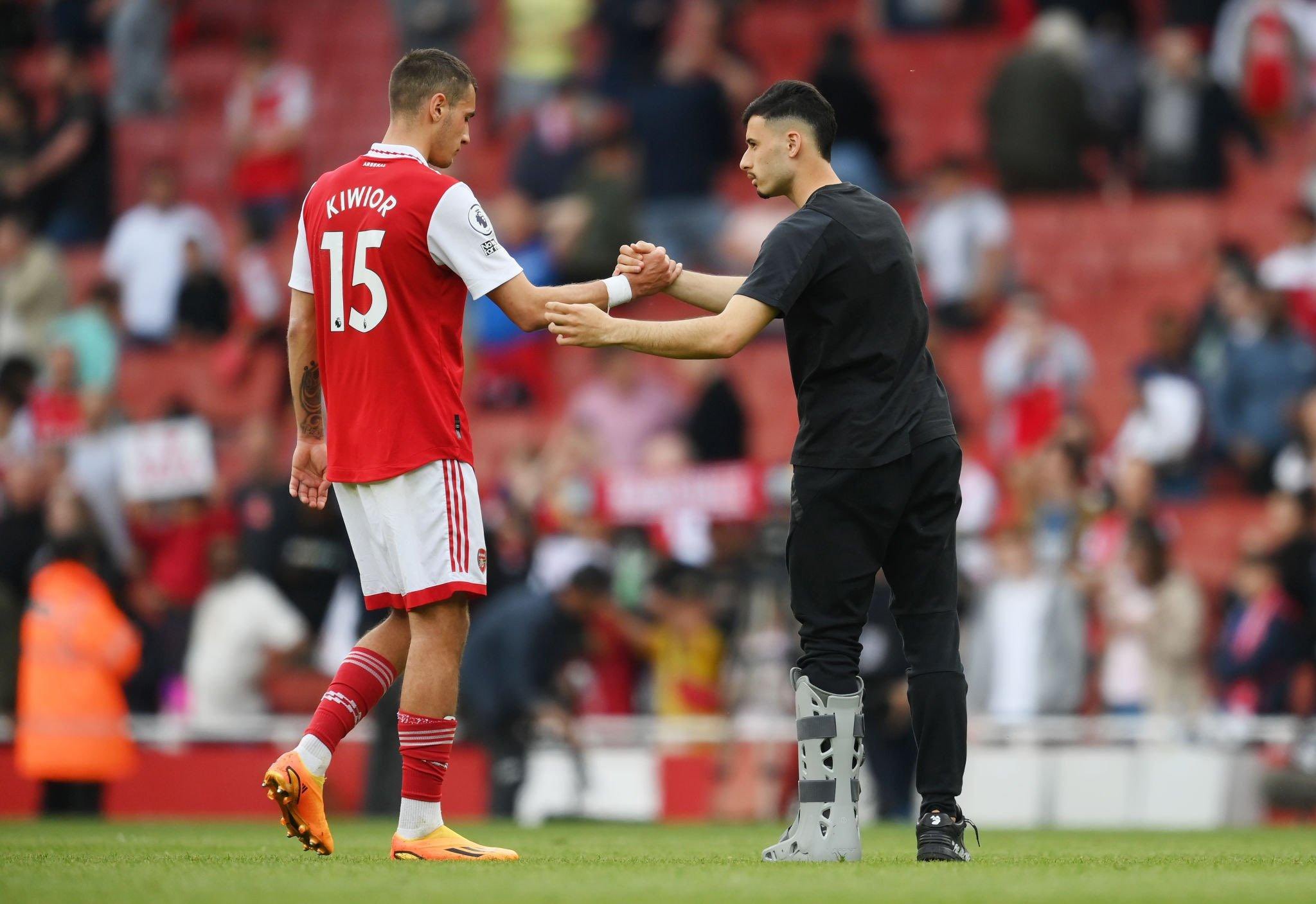 Gabriel Martinelli protective boot - Bóng Đá