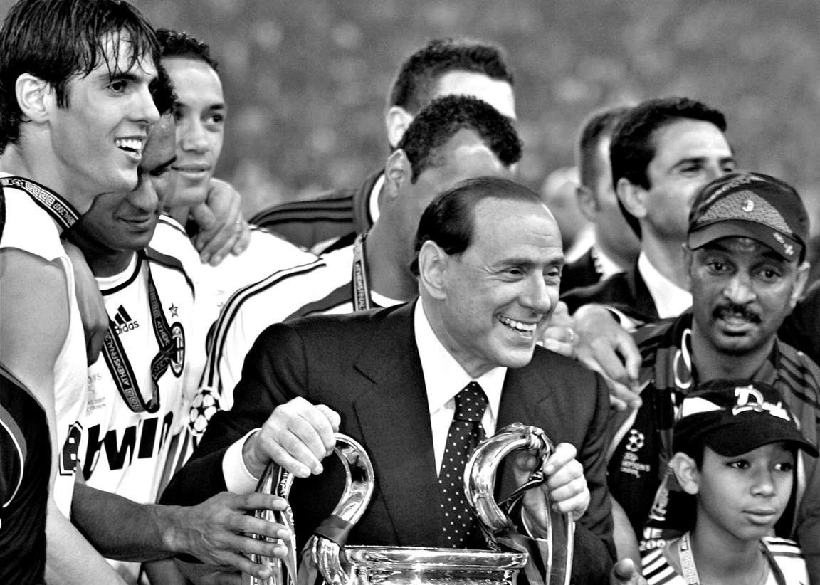 Silvio Berlusconi, cựu thủ tướng Italy, qua đời - Bóng Đá