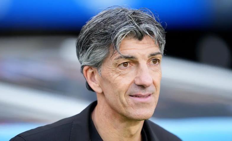 REAL SOCIEDAD BOSS IMANOL SPEAKS OUT OVER BARCELONA LINKS - Bóng Đá