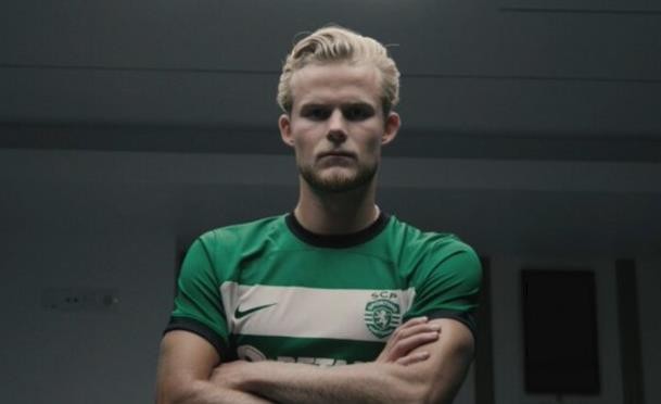 24yo midfielder Morten Hjulmand admits Arsenal love - Bóng Đá