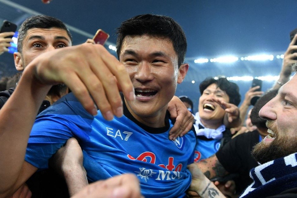 Kim Min-jae nhận vinh dự tại Serie A - Bóng Đá