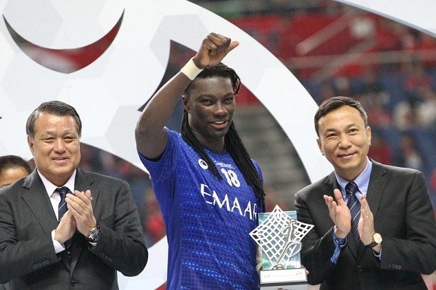 Bafetimbi Gomis: Kẻ chinh phạt bền bỉ - Bóng Đá
