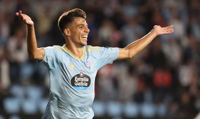 Gabri Veiga - Man Utd willing to agree £35million fee to secure signing - Bóng Đá