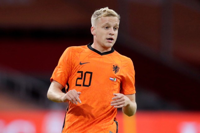 Ole Gunnar Solskjaer drops hint over Donny van de Beek’s Manchester United future - Bóng Đá