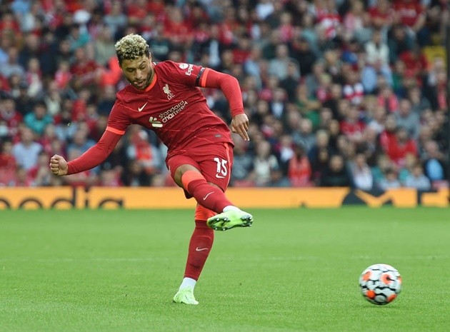 BBC PUNDIT SAYS LIVERPOOL 28-YEAR-OLD HAS ‘BRIGHT FUTURE’ (Oxlade-Chamberlain) - Bóng Đá