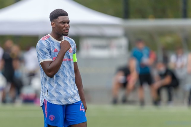 Manchester United defender Teden Mengi set to leave the club on loan in January - Bóng Đá