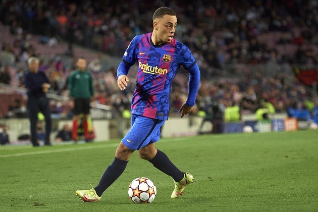 Some Chelsea fans react as Blues linked with 21-year-old speedster (Sergino Dest) - Bóng Đá