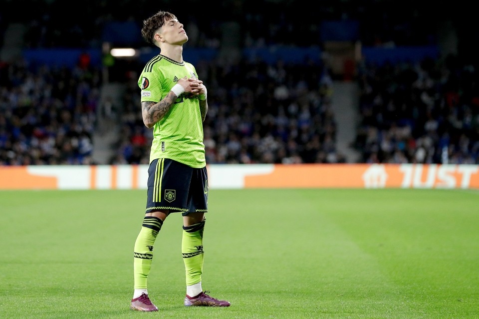 Alejandro Garnacho ‘showed more in 45 minutes than Jadon Sancho has in his entire Manchester United career’, says Tony Cascarino - Bóng Đá