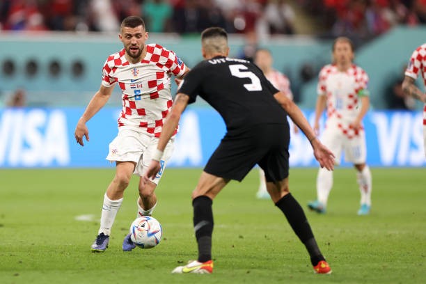 4 key pass, 9 lần thu hồi bóng, sao Chelsea hóa 'cỗ máy' tuyến giữa ở World Cup - Bóng Đá