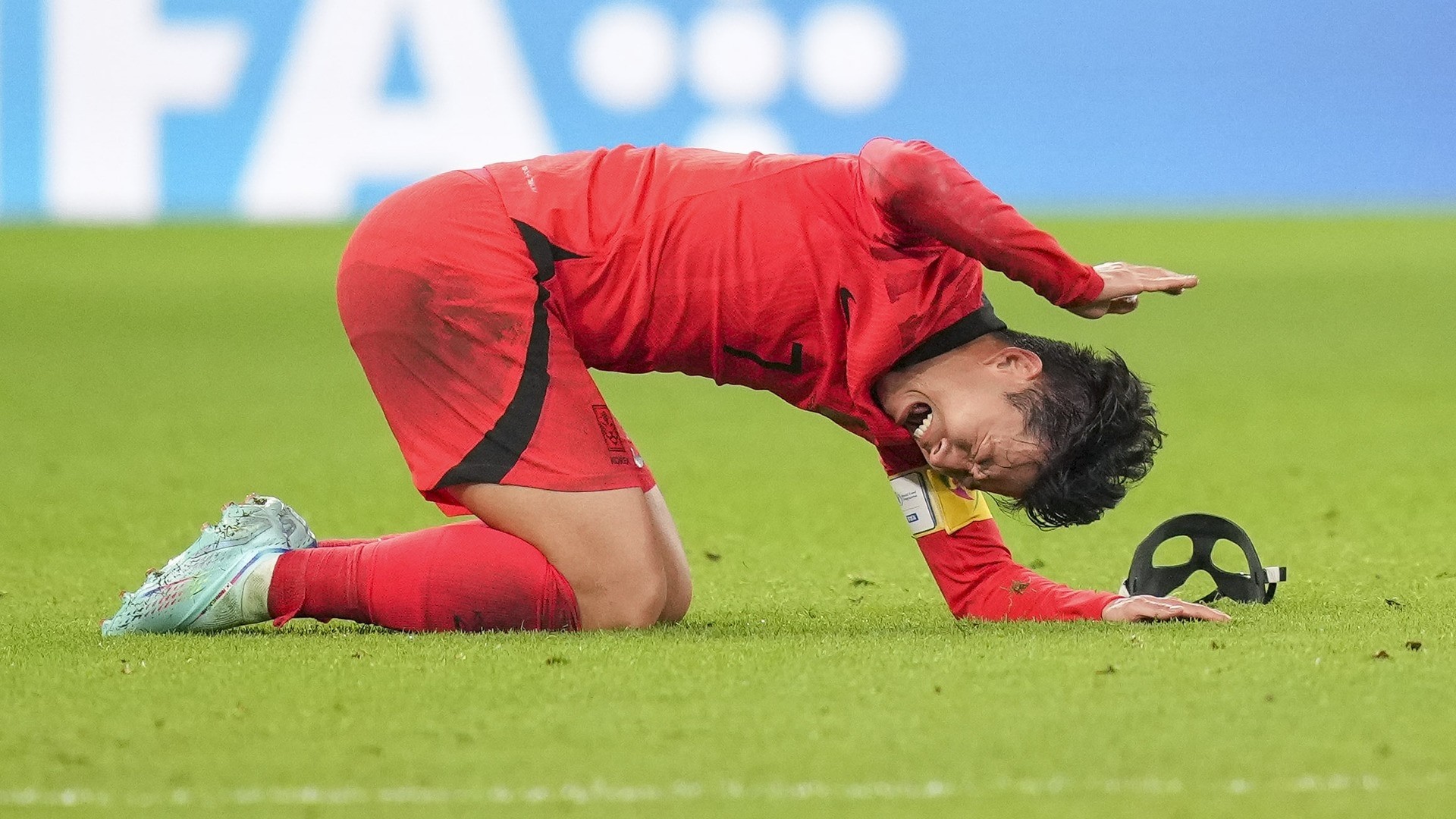 Son Heung-min lại khóc, lần này có khác biệt - Bóng Đá