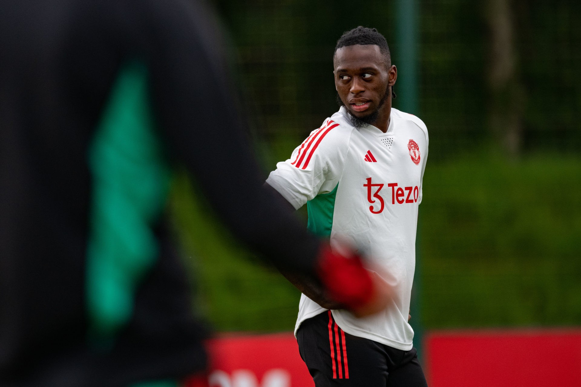 Tình thế đảo ngược với Aaron Wan-Bissaka - Bóng Đá