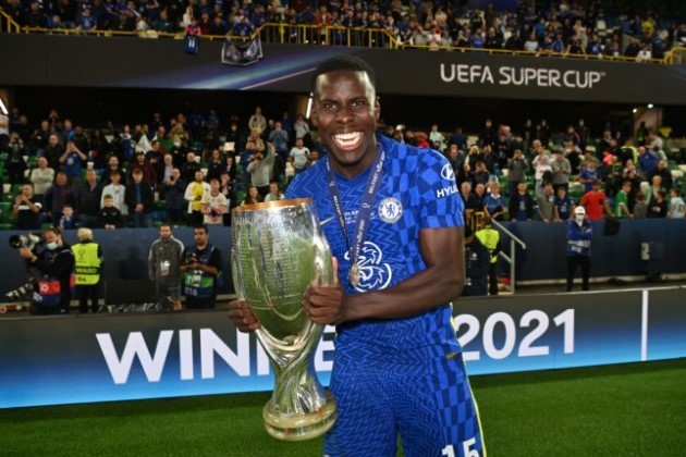 Tony Cascarino ‘surprised’ Arsenal and Tottenham did not consider signing Kurt Zouma from Chelsea last summer - Bóng Đá