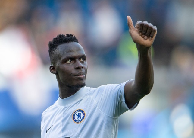 Thomas Tuchel provides Edouard Mendy injury update ahead of Chelsea’s clash vs Man City - Bóng Đá