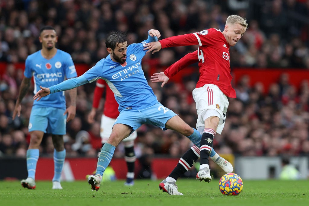 Thêm một hình ảnh gây sốc Solskjaer dành cho Van de Beek - Bóng Đá