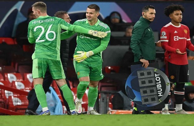 Tom Heaton on Man Utd keepers - Bóng Đá