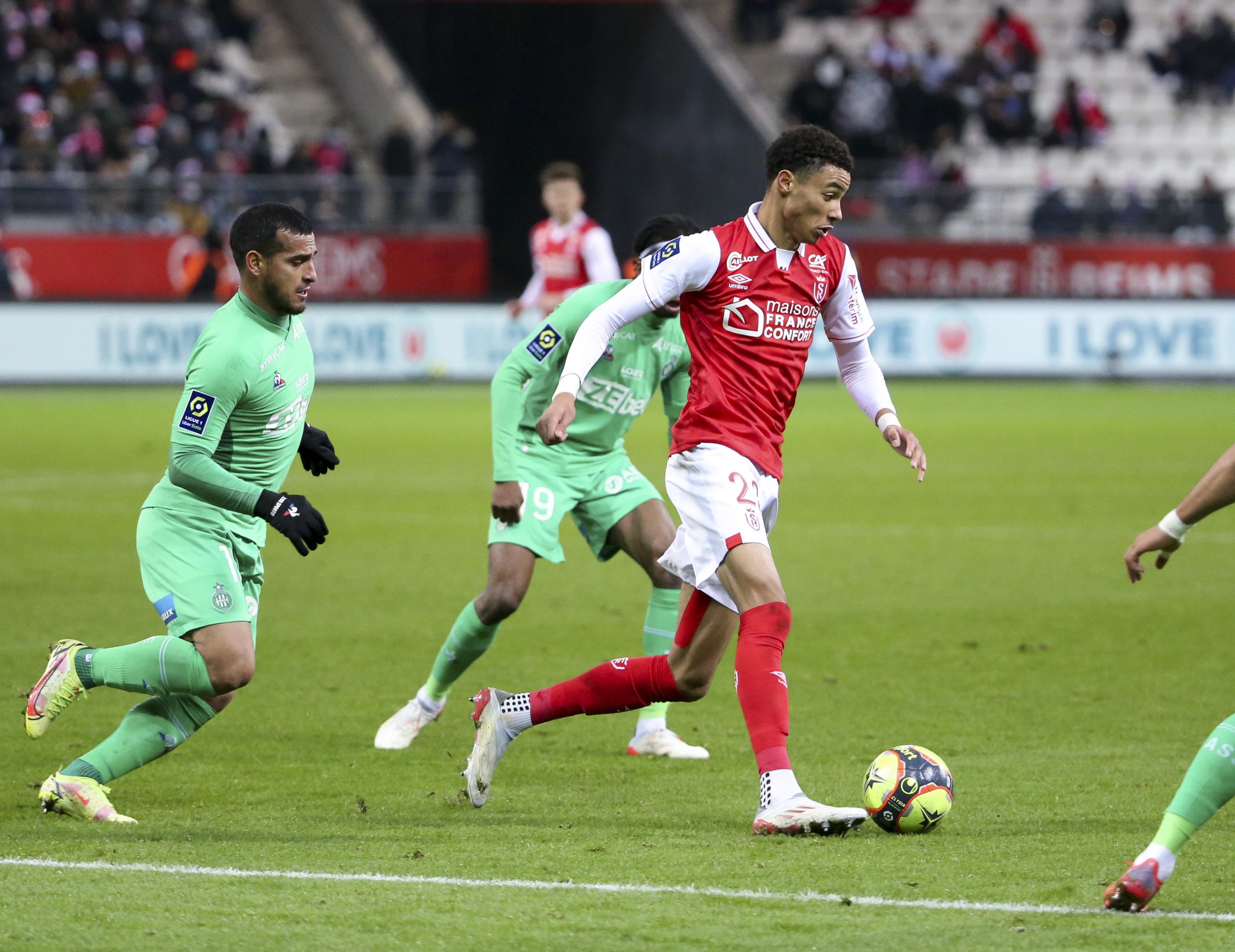 Manchester United reportedly scout 'next Mbappe' Hugo Ekitike - Bóng Đá