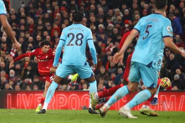 ‘Like a rocket’: BT Sport pundit reacts to Trent Alexander-Arnold’s goal in Liverpool FC’s 3-1 win over Newcastle - Bóng Đá