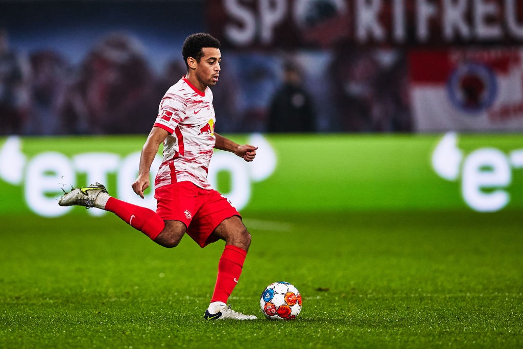 Cầu thủ đa năng hứa hẹn trở thành ngôi sao mới ở Man Utd - Bóng Đá