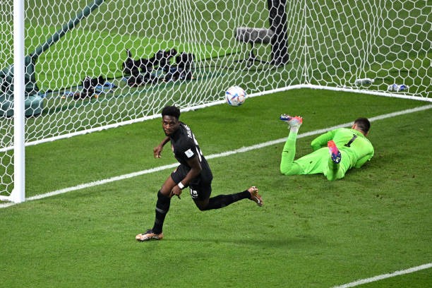 4 key pass, 9 lần thu hồi bóng, sao Chelsea hóa 'cỗ máy' tuyến giữa ở World Cup - Bóng Đá