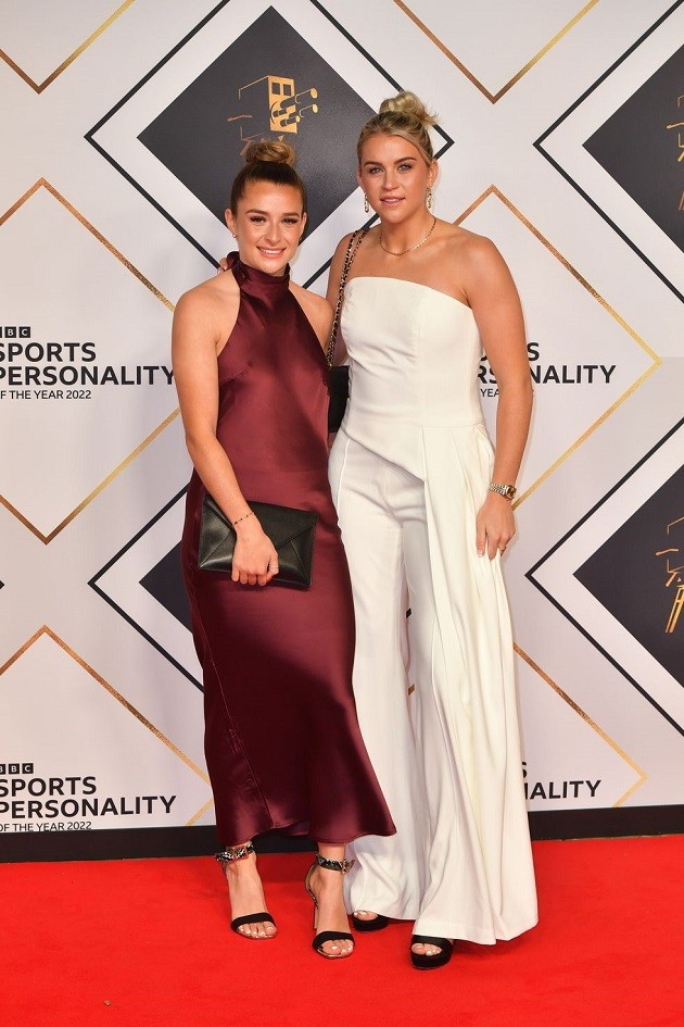 Manchester United's Ella Toone stars on magazine cover to debunk sexism in football - Bóng Đá