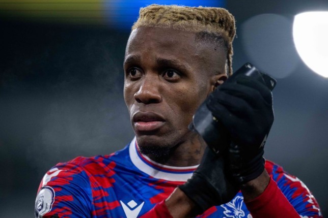 Crystal Palace star Wilfried Zaha is considering a shock move to join Cristiano Ronaldo in Saudi Arabia. - Bóng Đá