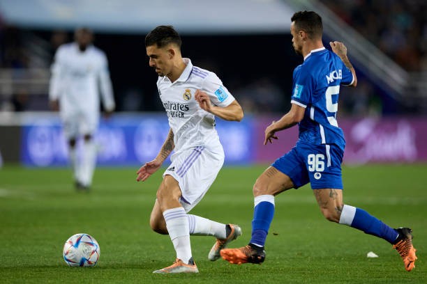 8 bàn điên rồ, Real Madrid bước lên đỉnh thế giới - Bóng Đá