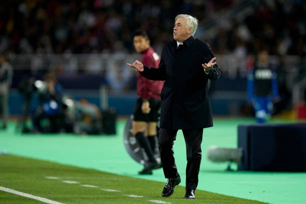 8 bàn điên rồ, Real Madrid bước lên đỉnh thế giới - Bóng Đá