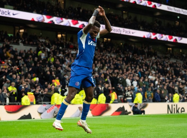 Chelsea star Nicolas Jackson reveals why he copies Cristiano Ronaldo’s ‘siuuu’ celebration - Bóng Đá