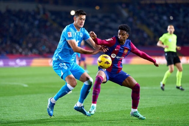 Chelsea ra giá cho sao trẻ Barcelona - Bóng Đá