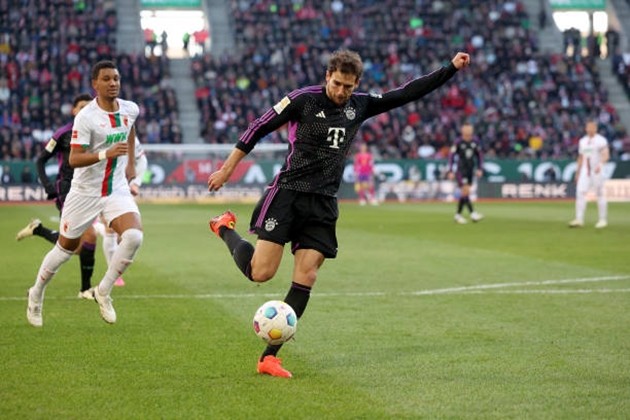 Đội nhà thắng trận, Leon Goretzka vẫn có lý do để phàn nàn - Bóng Đá