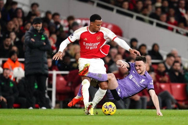 5 điểm đen của Liverpool trong trận gặp Arsenal: Alisson bị ma nhập, Không Salah, không đột biến - Bóng Đá