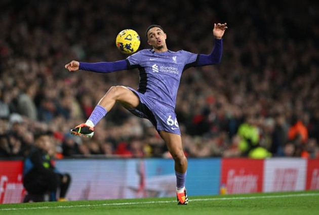 Thắng Brighton, Liverpool đón thêm tin vui từ trụ cột - Bóng Đá