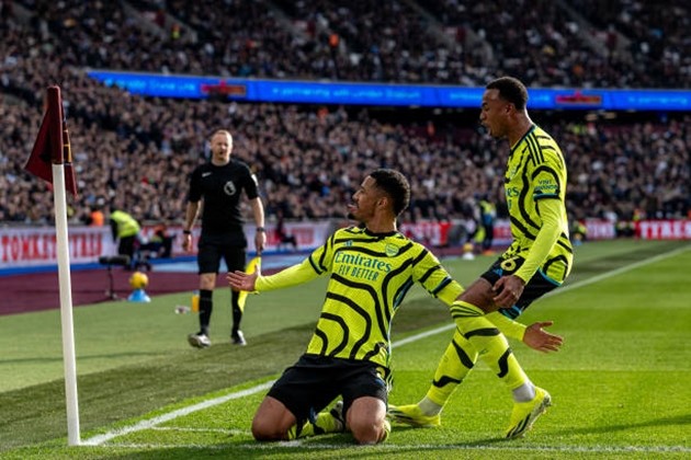 William Saliba tiết lộ lý do giúp Arsenal chơi bùng nổ trước West Ham - Bóng Đá