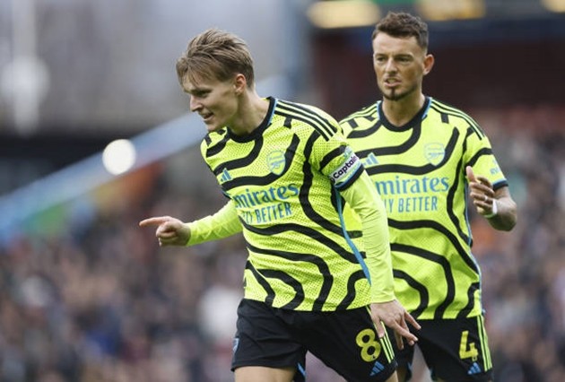 Ben White nói thẳng vai trò của Martin Odegaard tại Arsenal - Bóng Đá