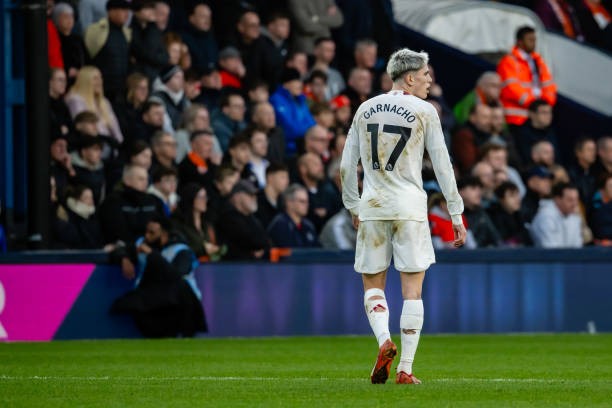 TRỰC TIẾP Luton 1-2 Man Utd: Garnacho bỏ lỡ khó tin (H2) - Bóng Đá
