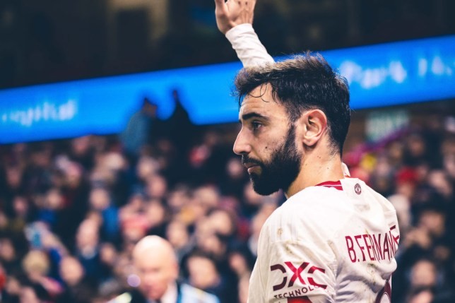 Erik ten Hag expects Bruno Fernandes and Raphael Varane to be fit for Manchester derby - Bóng Đá
