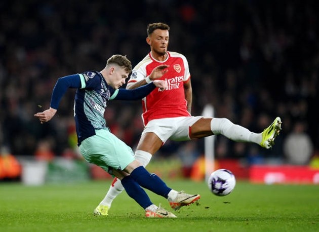 TRỰC TIẾP Arsenal 1-1 Brentford (HT): Ramsdale mắc sai lầm ngớ ngẩn  - Bóng Đá