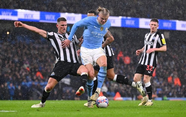 Sao Newcastle United có thể ngồi ngoài đến 9 tháng vì chấn thương - Bóng Đá