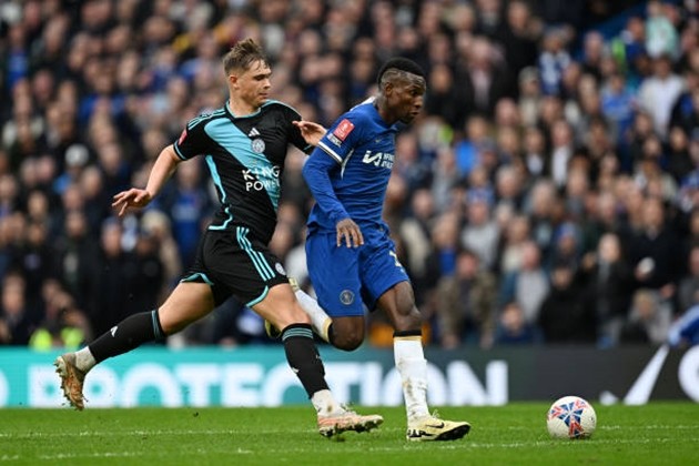 TRỰC TIẾP Chelsea 2-2 Leicester City (H2): Callum Doyle ăn thẻ đỏ, Chelsea có lợi thế hơn người - Bóng Đá