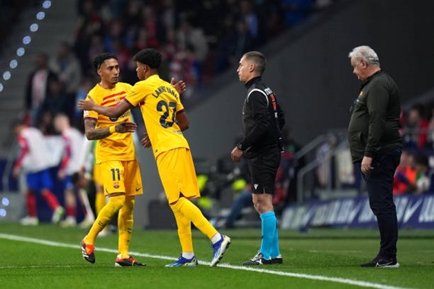 Arsenal và Tottenham cạnh tranh vì 