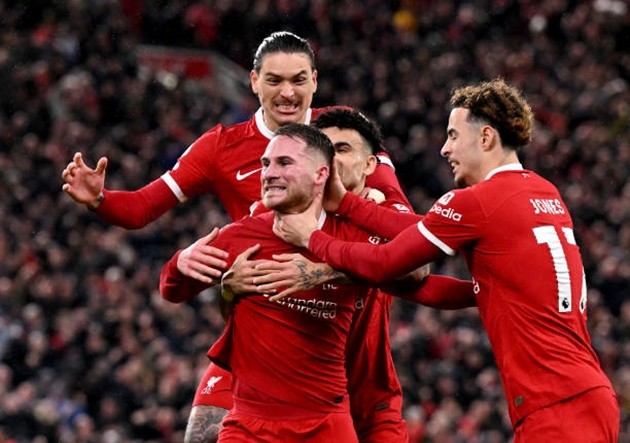 Jurgen Klopp ngả mũ với người hùng của Liverpool - Bóng Đá