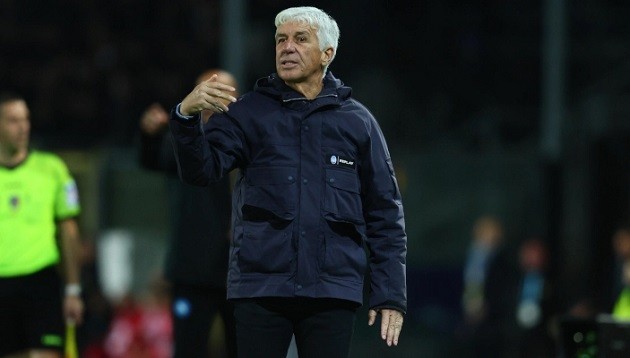 VIDEO: ATALANTA COACH GASPERINI THROWS SANDWICH AT MILAN FANS - Bóng Đá