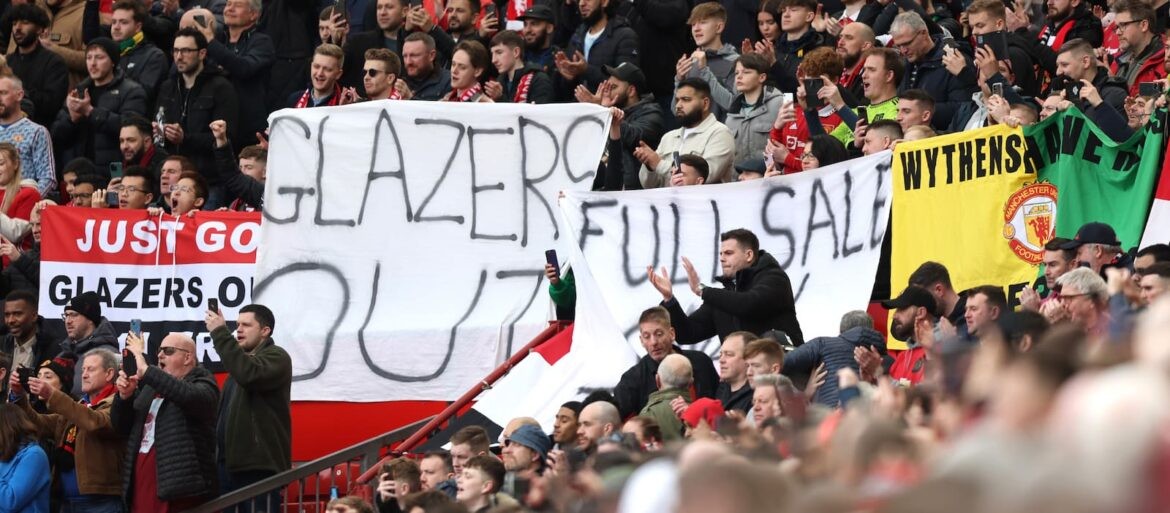 Sheikh Jassim Bin Hamad Al Thani plotting £6 billion bid to buy Manchester United - Bóng Đá